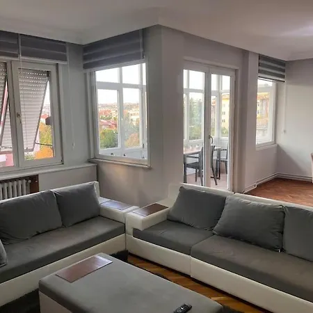 Spacious Flat With Wide View * Istanbul