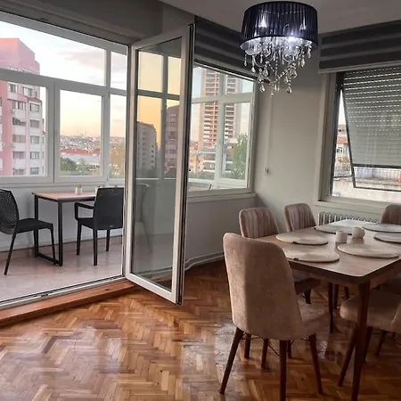 Spacious Flat With Wide View Apartment