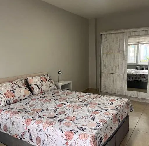 Apartamento Spacious Flat With Wide View *