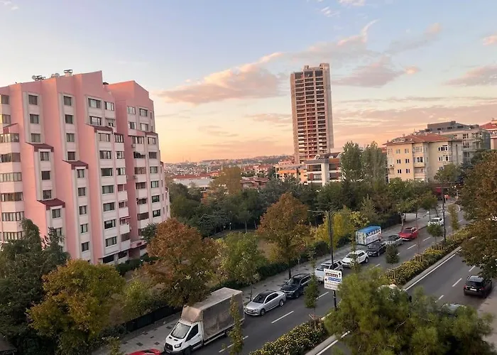 Spacious Flat With Wide View Apartment *