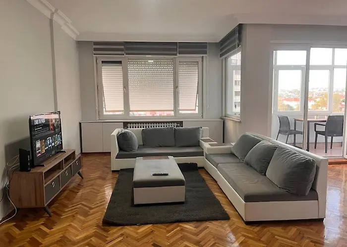 Apartment Spacious Flat With Wide View *