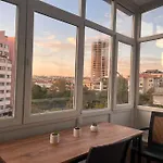 Spacious Flat With Wide View Istambul
