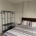 Spacious Flat With Wide View *